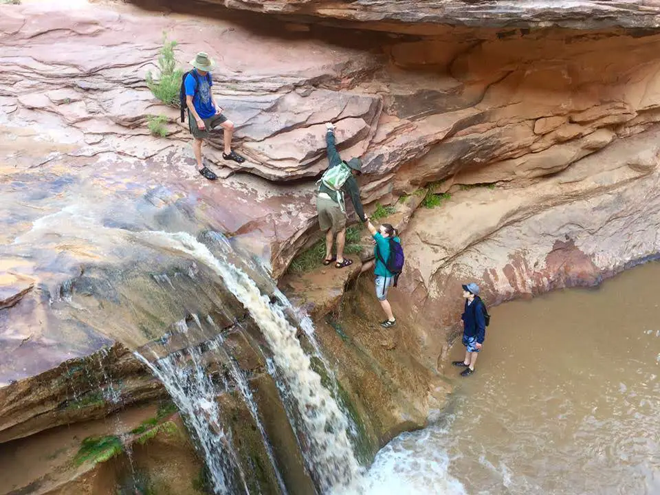 Hiking Coyote Gulch